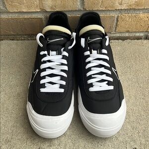 Nike Black and White Sneakers